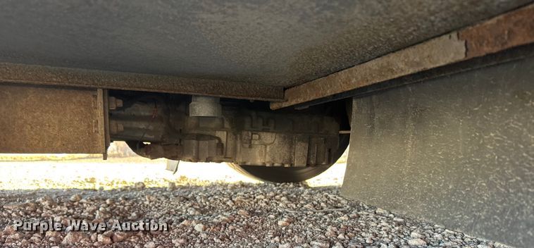 image for item FB0725 1999 Blue Bird Commercial Bus coach bus