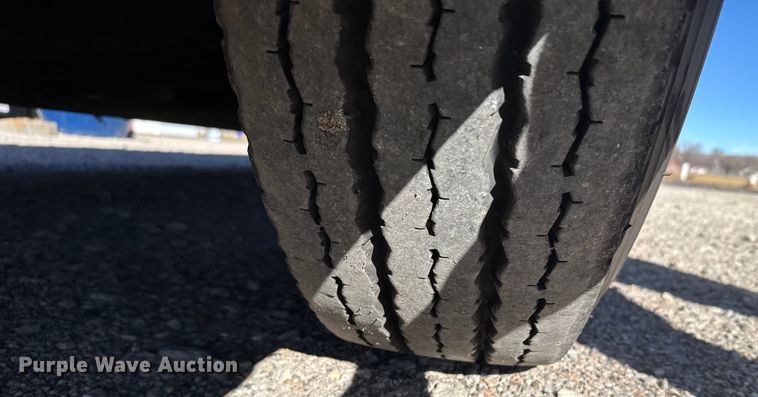 image for item FB0725 1999 Blue Bird Commercial Bus coach bus