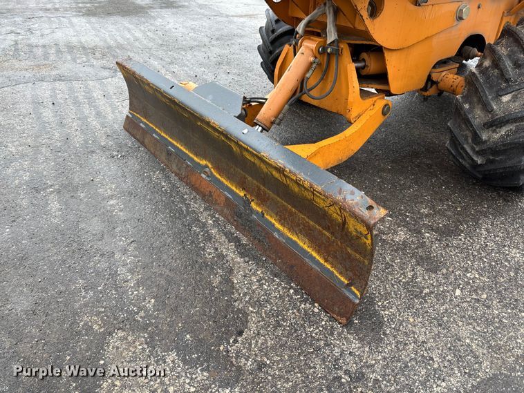 image for item FB3198 2001 Case 460 trencher