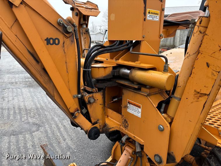 image for item FB3198 2001 Case 460 trencher