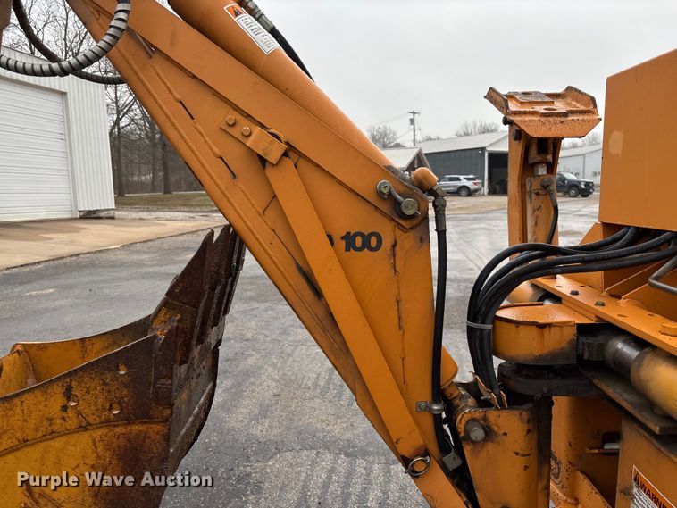 image for item FB3198 2001 Case 460 trencher