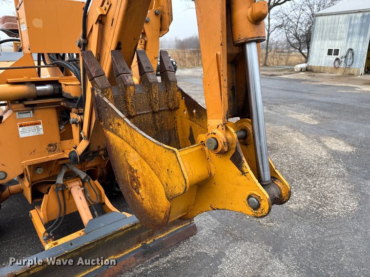 image for item FB3198 2001 Case 460 trencher