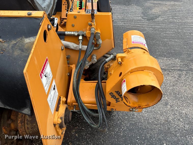 image for item FB3198 2001 Case 460 trencher