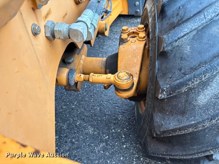 image for item FB3198 2001 Case 460 trencher