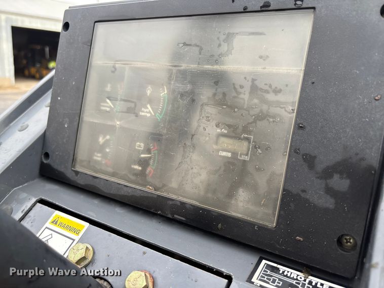 image for item FB3198 2001 Case 460 trencher