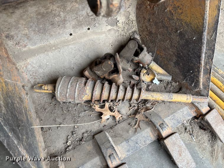 image for item FB3198 2001 Case 460 trencher