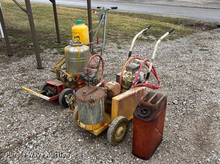 image for item FB3207 (2) paint sprayers