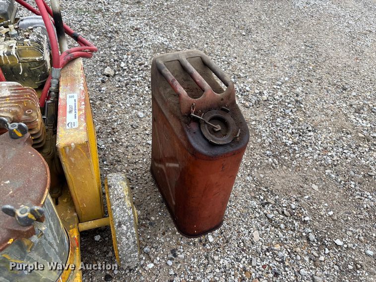 image for item FB3207 (2) paint sprayers