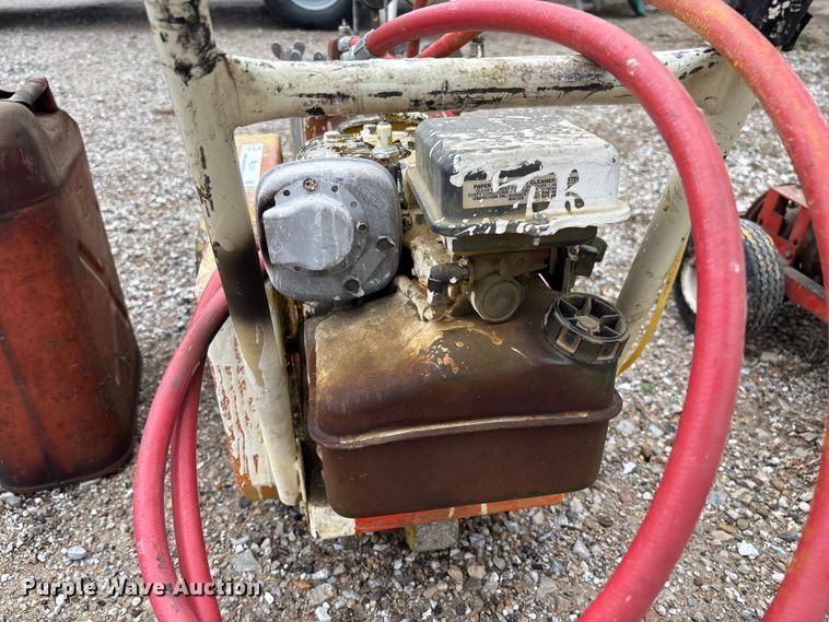 image for item FB3207 (2) paint sprayers