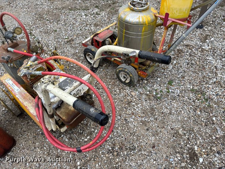 image for item FB3207 (2) paint sprayers