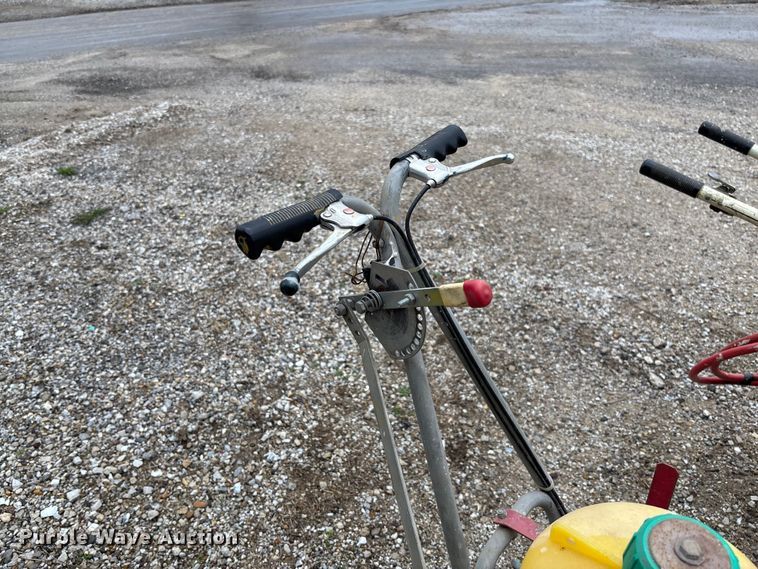 image for item FB3207 (2) paint sprayers