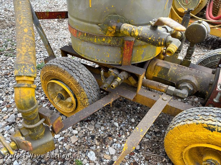 image for item FB3207 (2) paint sprayers