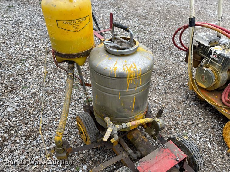 image for item FB3207 (2) paint sprayers