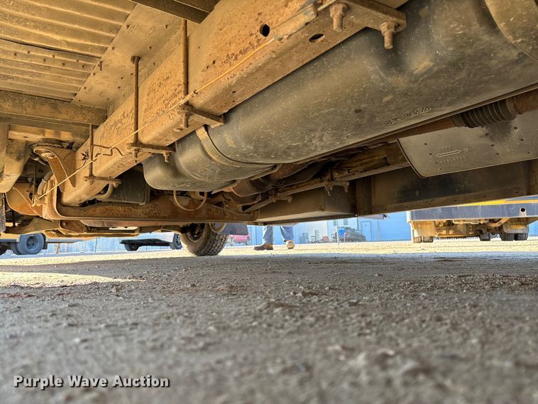 image for item FB3221 2004 Chevrolet Express 3500 school bus