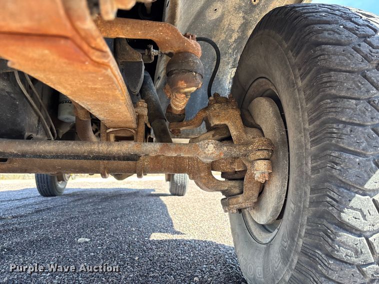 image for item FB3224 1986 Chevrolet K20 pickup truck