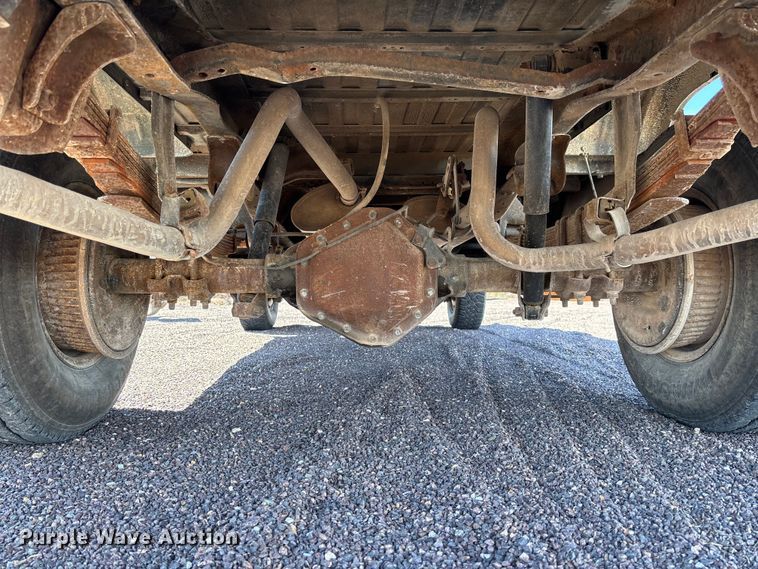 image for item FB3224 1986 Chevrolet K20 pickup truck