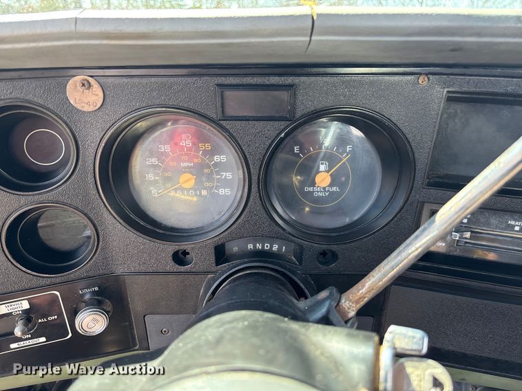 image for item FB3224 1986 Chevrolet K20 pickup truck