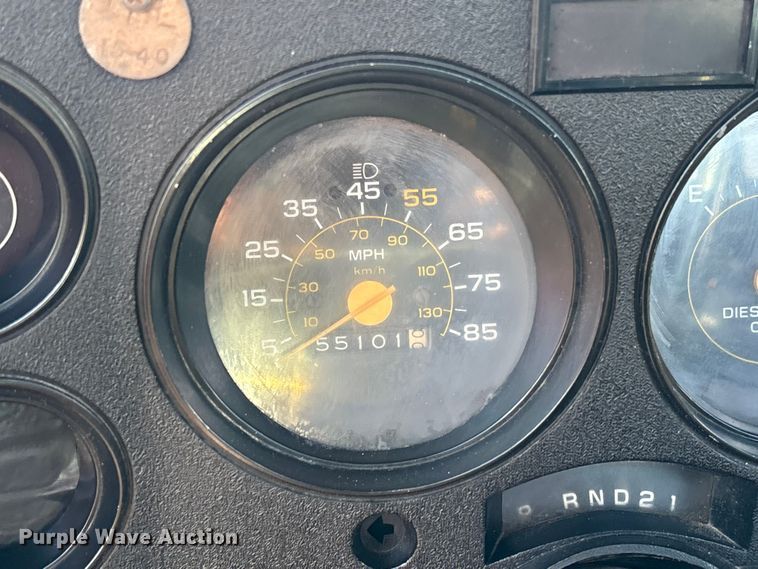 image for item FB3224 1986 Chevrolet K20 pickup truck