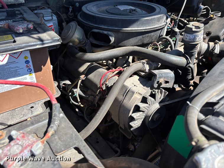 image for item FB3224 1986 Chevrolet K20 pickup truck