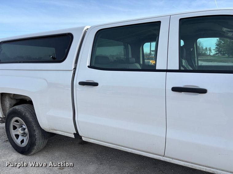 image for item FB3232 2017 Chevrolet Silverado 1500 Crew Cab pickup truck