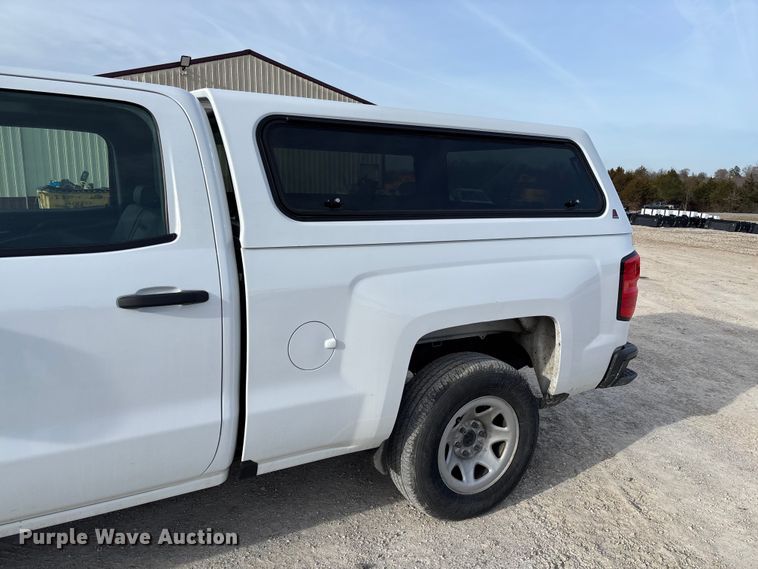 image for item FB3232 2017 Chevrolet Silverado 1500 Crew Cab pickup truck