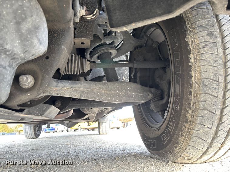 image for item FB3232 2017 Chevrolet Silverado 1500 Crew Cab pickup truck