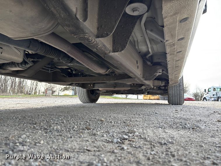 image for item FB3232 2017 Chevrolet Silverado 1500 Crew Cab pickup truck