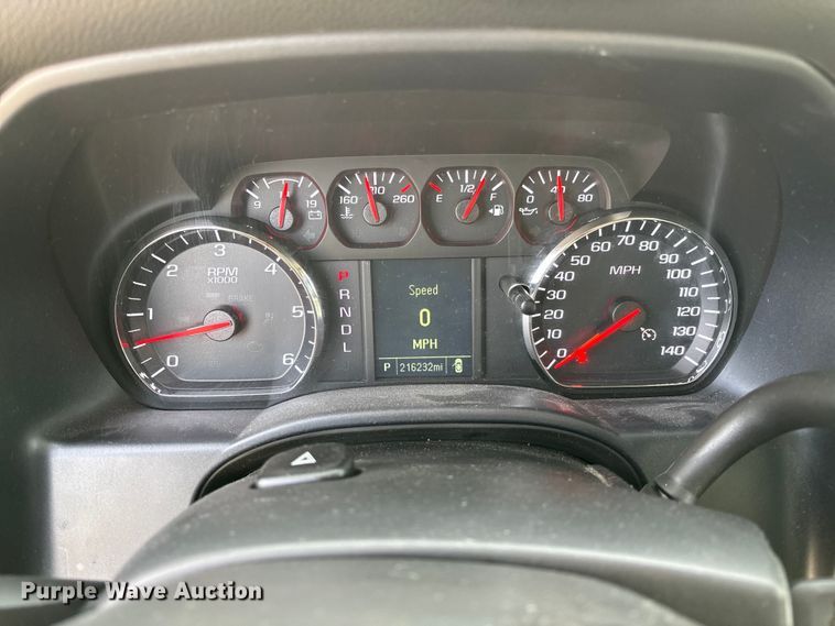 image for item FB3232 2017 Chevrolet Silverado 1500 Crew Cab pickup truck