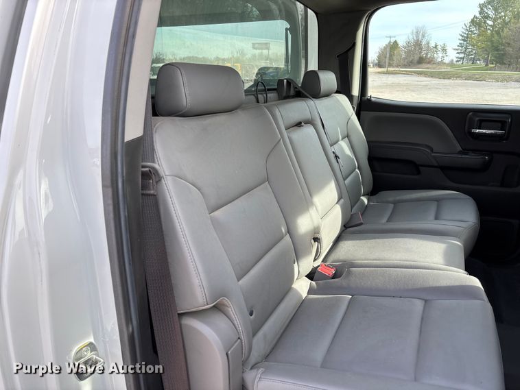 image for item FB3232 2017 Chevrolet Silverado 1500 Crew Cab pickup truck