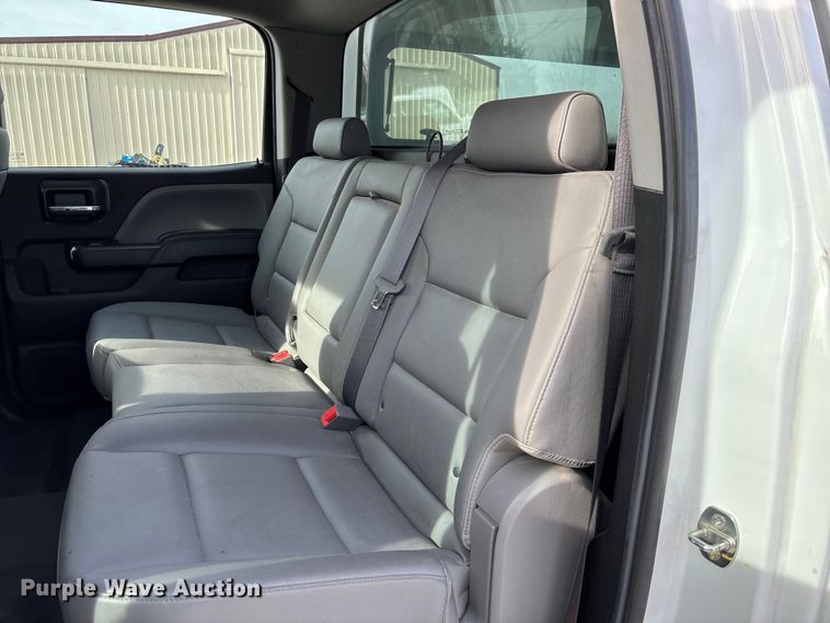 image for item FB3232 2017 Chevrolet Silverado 1500 Crew Cab pickup truck