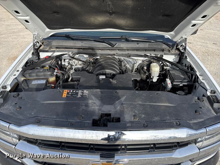 image for item FB3232 2017 Chevrolet Silverado 1500 Crew Cab pickup truck