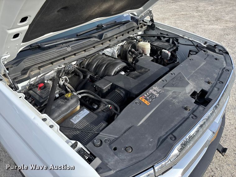 image for item FB3232 2017 Chevrolet Silverado 1500 Crew Cab pickup truck