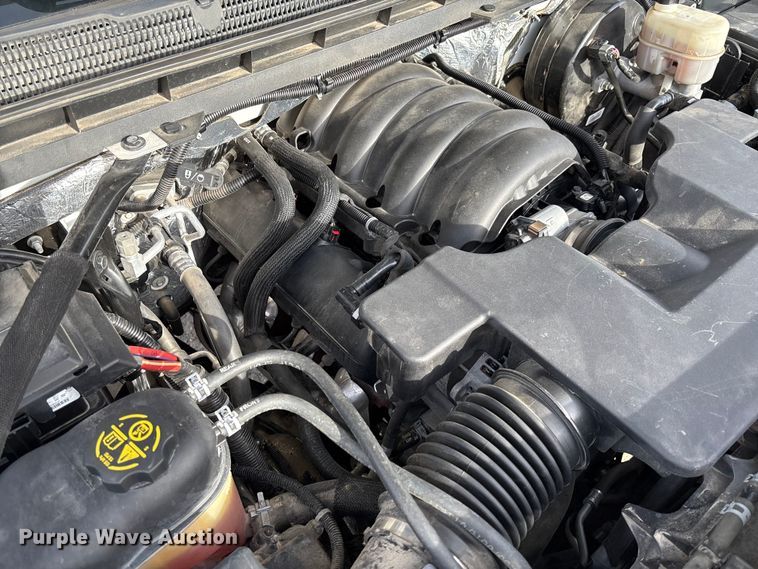 image for item FB3232 2017 Chevrolet Silverado 1500 Crew Cab pickup truck