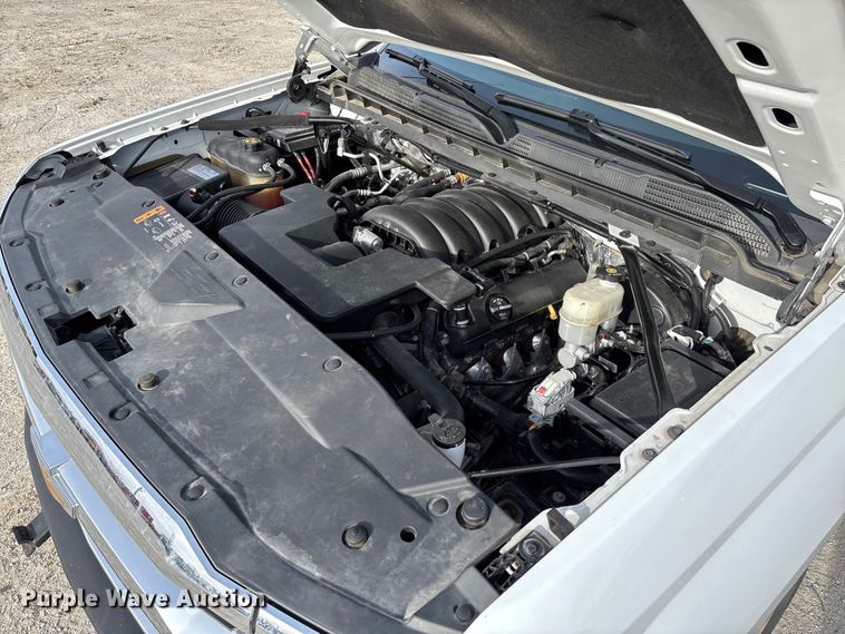 image for item FB3232 2017 Chevrolet Silverado 1500 Crew Cab pickup truck