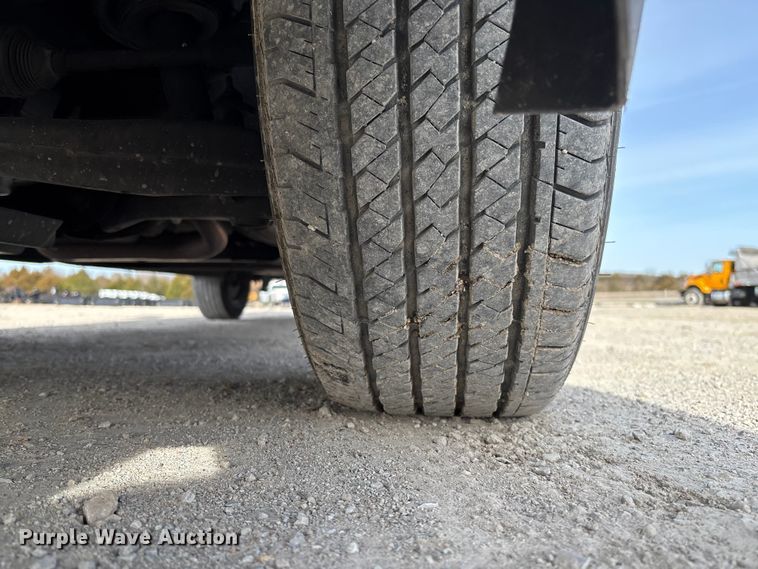 image for item FB3232 2017 Chevrolet Silverado 1500 Crew Cab pickup truck