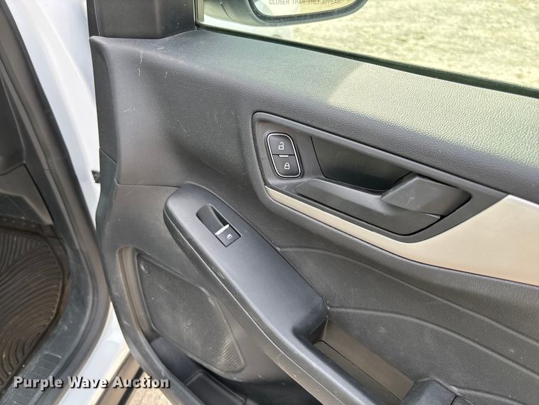 image for item FB3233 2021 Ford Escape SUV