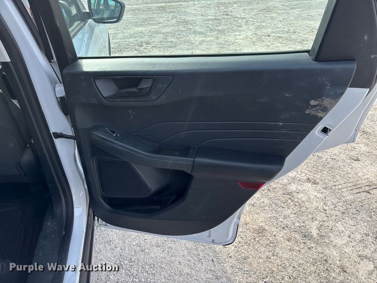 image for item FB3233 2021 Ford Escape SUV