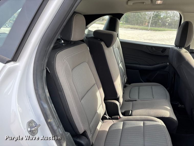 image for item FB3233 2021 Ford Escape SUV