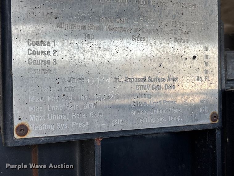 image for item FB3234 2008 International 7400 oil distributor truck