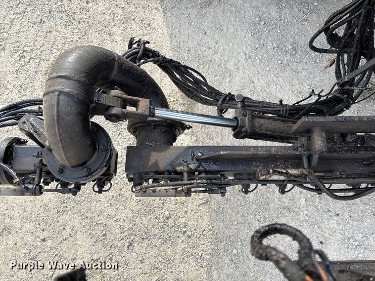 image for item FB3234 2008 International 7400 oil distributor truck