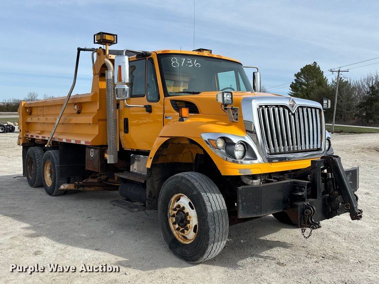 image for item FB3236 2013 International 7500 dump truck