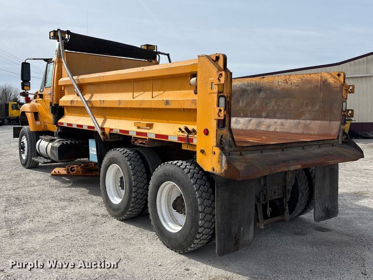 image for item FB3236 2013 International 7500 dump truck