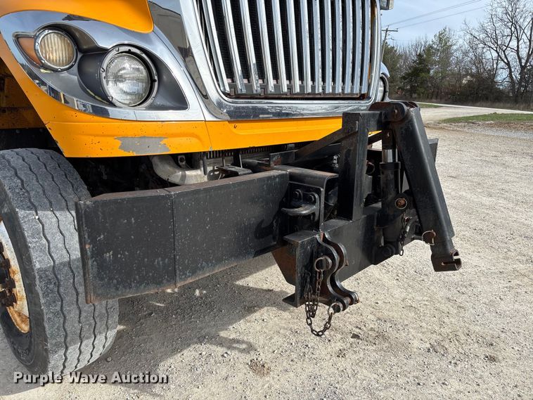 image for item FB3236 2013 International 7500 dump truck