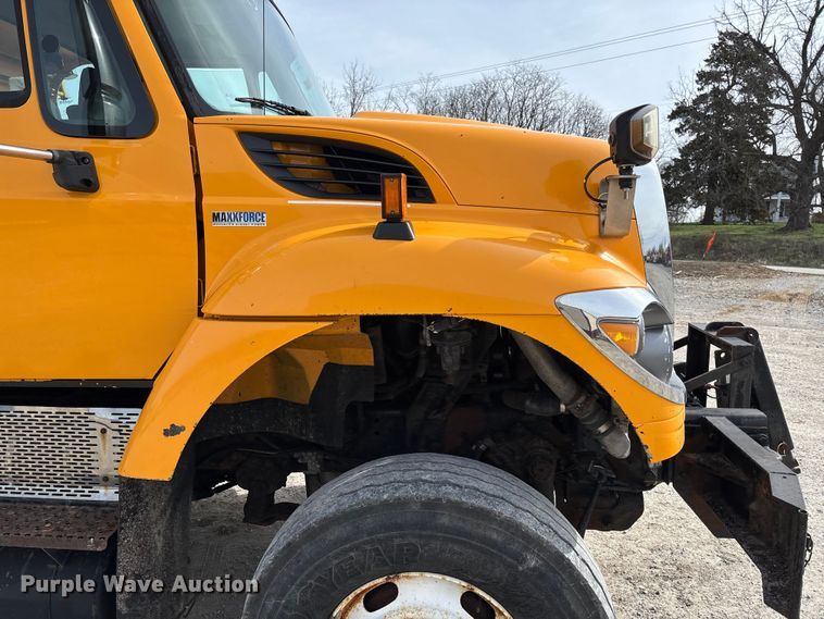 image for item FB3236 2013 International 7500 dump truck