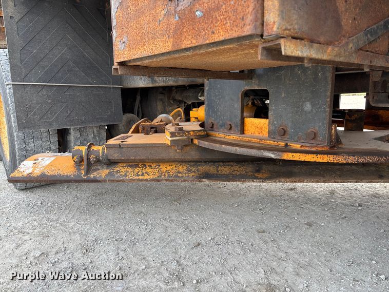 image for item FB3236 2013 International 7500 dump truck