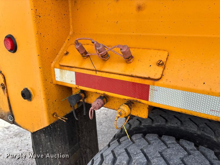 image for item FB3236 2013 International 7500 dump truck