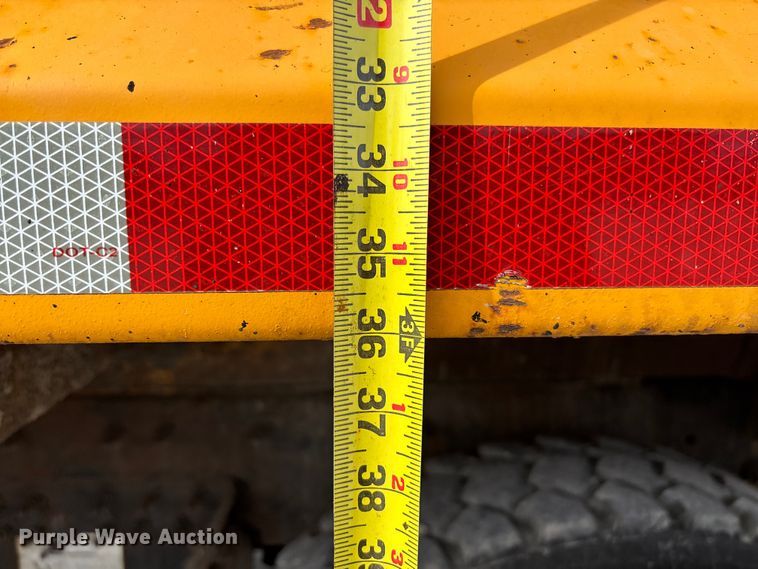 image for item FB3236 2013 International 7500 dump truck