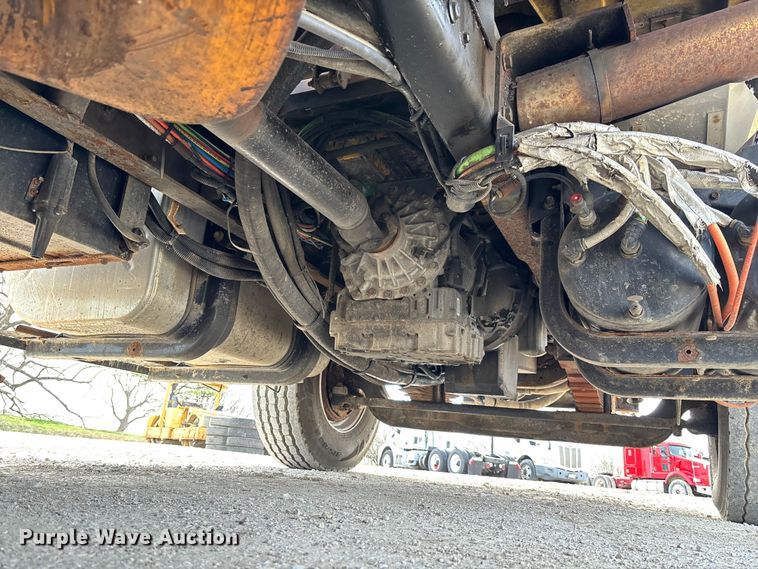 image for item FB3236 2013 International 7500 dump truck