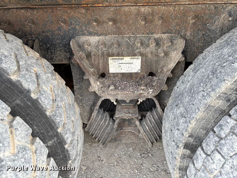 image for item FB3236 2013 International 7500 dump truck