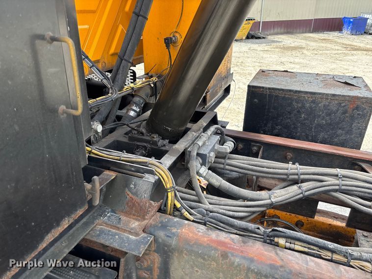 image for item FB3236 2013 International 7500 dump truck